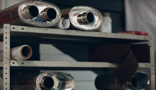 Prestatgeria Intel·ligent amb Kanban 4.0 i Integració Robòtica a Magneti Marelli